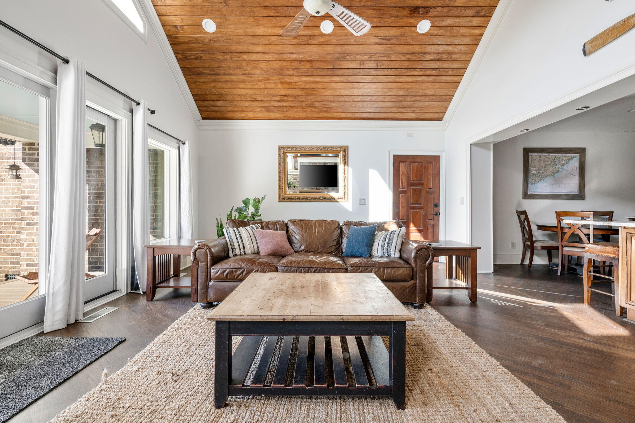 1315 S Edgewater Drive