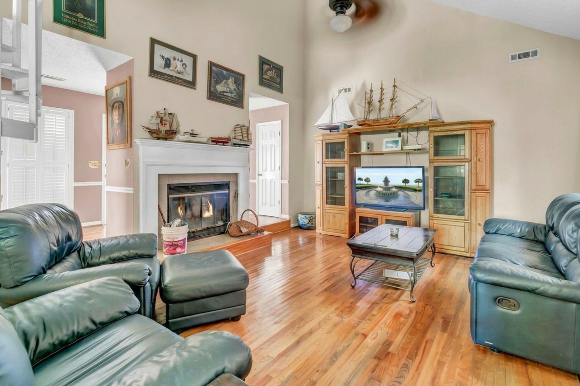 4 Garth Drive