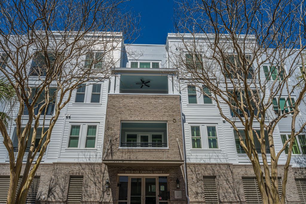 Photo of 200 River Landing Drive #307 F, Charleston, SC 29492 (MLS # 26007249)