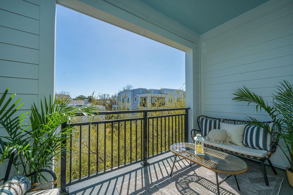 Photo of 200 River Landing Drive #307f, Charleston, SC 29492 (MLS # 26007249)