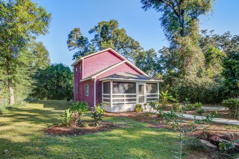 Photo of 217 Savage Street, Walterboro, SC 29488 (MLS # 25028949)