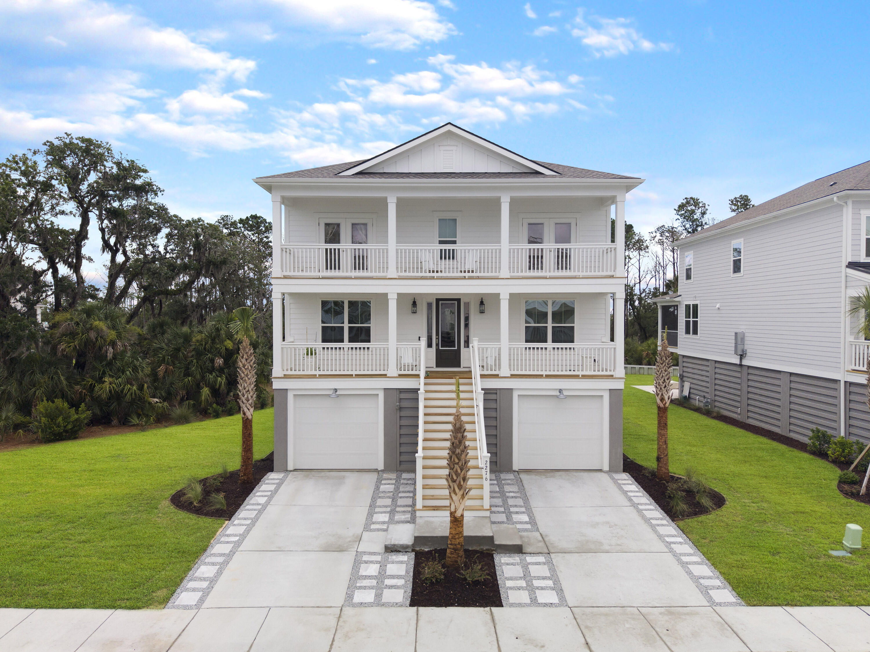 2276 Minifarm Way