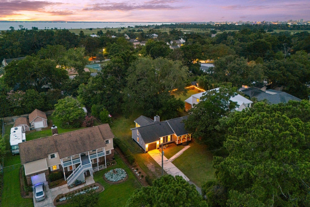 Photo of 317 Hawthorne Street, Mount Pleasant, SC 29464 (MLS # 26019075)