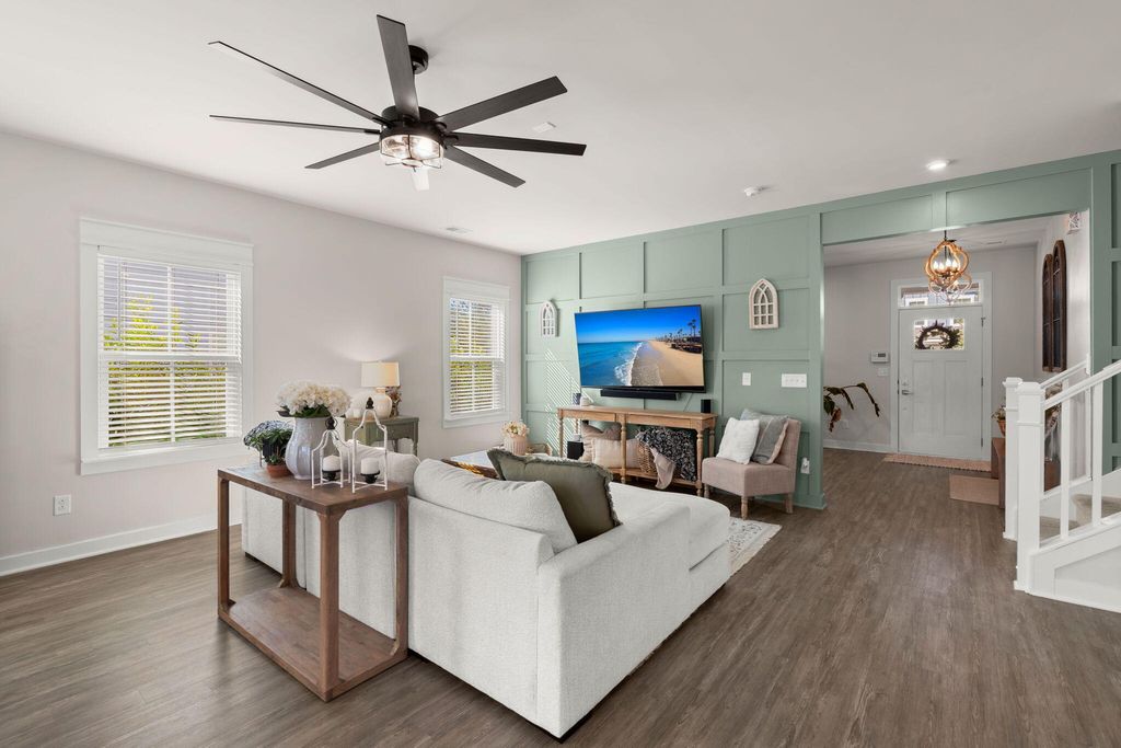 Photo of 208 Lynx Lane, Summerville, SC 29483 (MLS # 25030210)