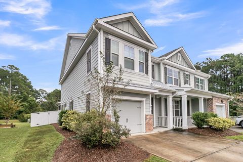 Photo of 1579 Krait Court, Mount Pleasant, SC 29466 (MLS # 25027671)