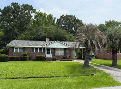 Photo of 2734 Mona Avenue, Charleston, SC 29414 (MLS # 25016110)