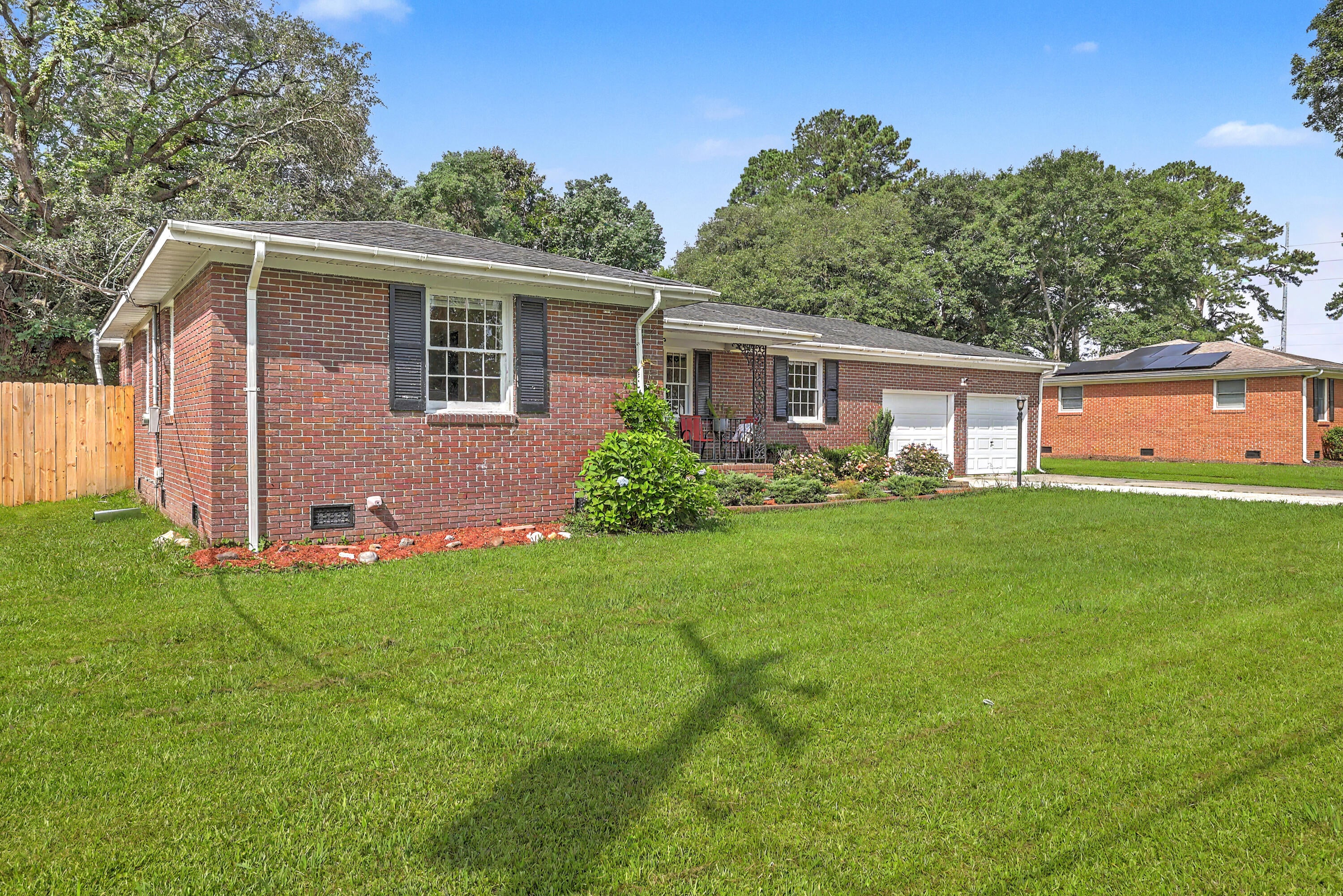 104 Hamlet Lane