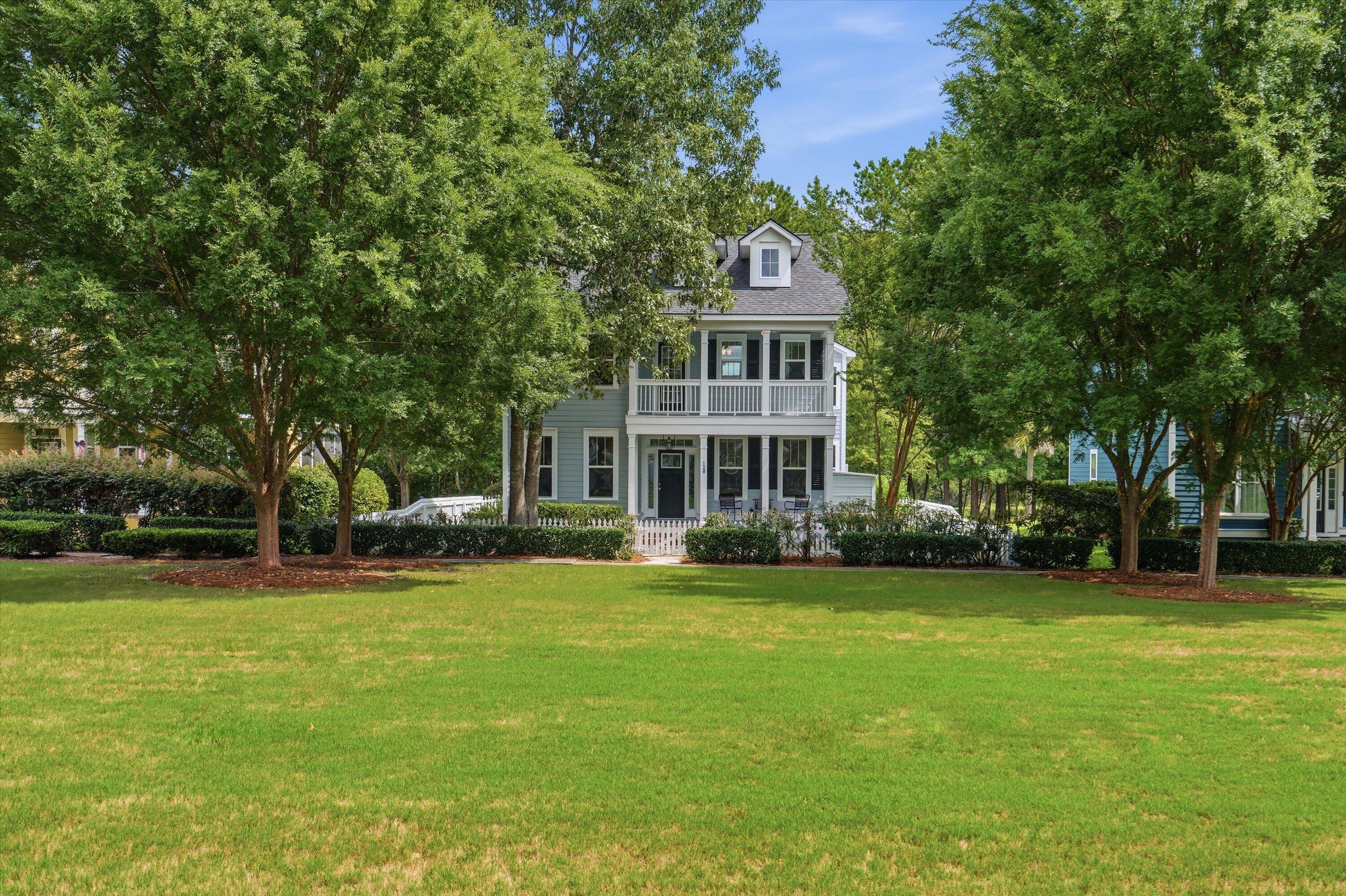 128 Red Leaf Boulevard