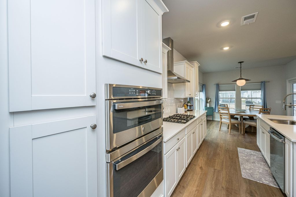 Photo of 1365 Locals Street, Summerville, SC 29485 (MLS # 26001266)