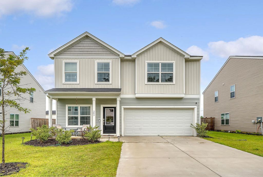 Photo of 303 Torslanda Lane, Summerville, SC 29486 (MLS # 25019440)