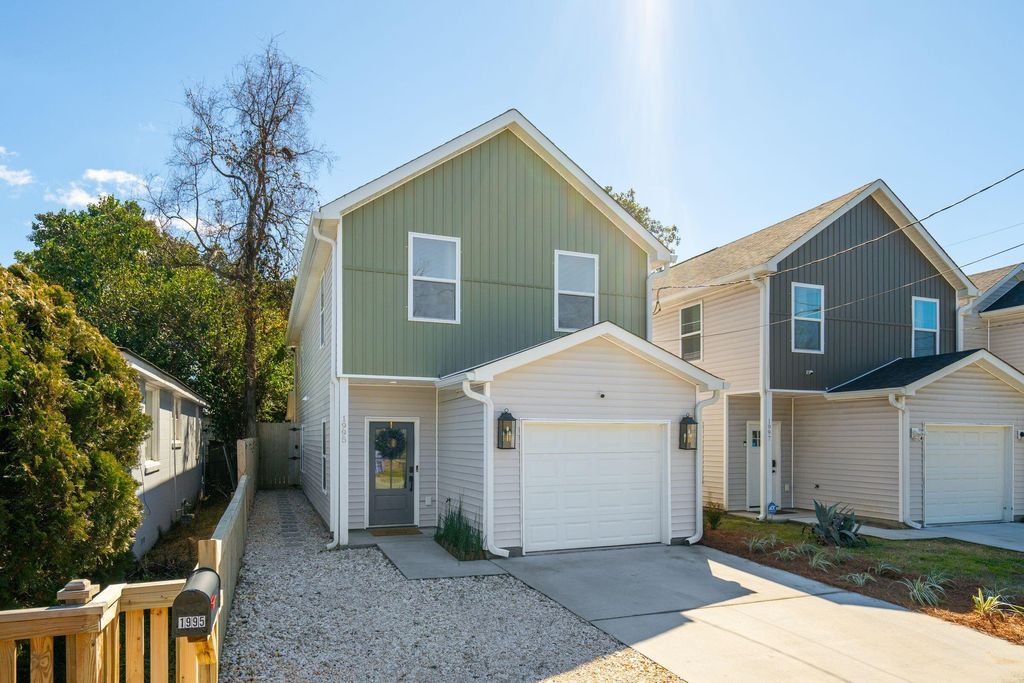 Photo of 1995 Hugo Avenue, North Charleston, SC 29405 (MLS # 26004795)