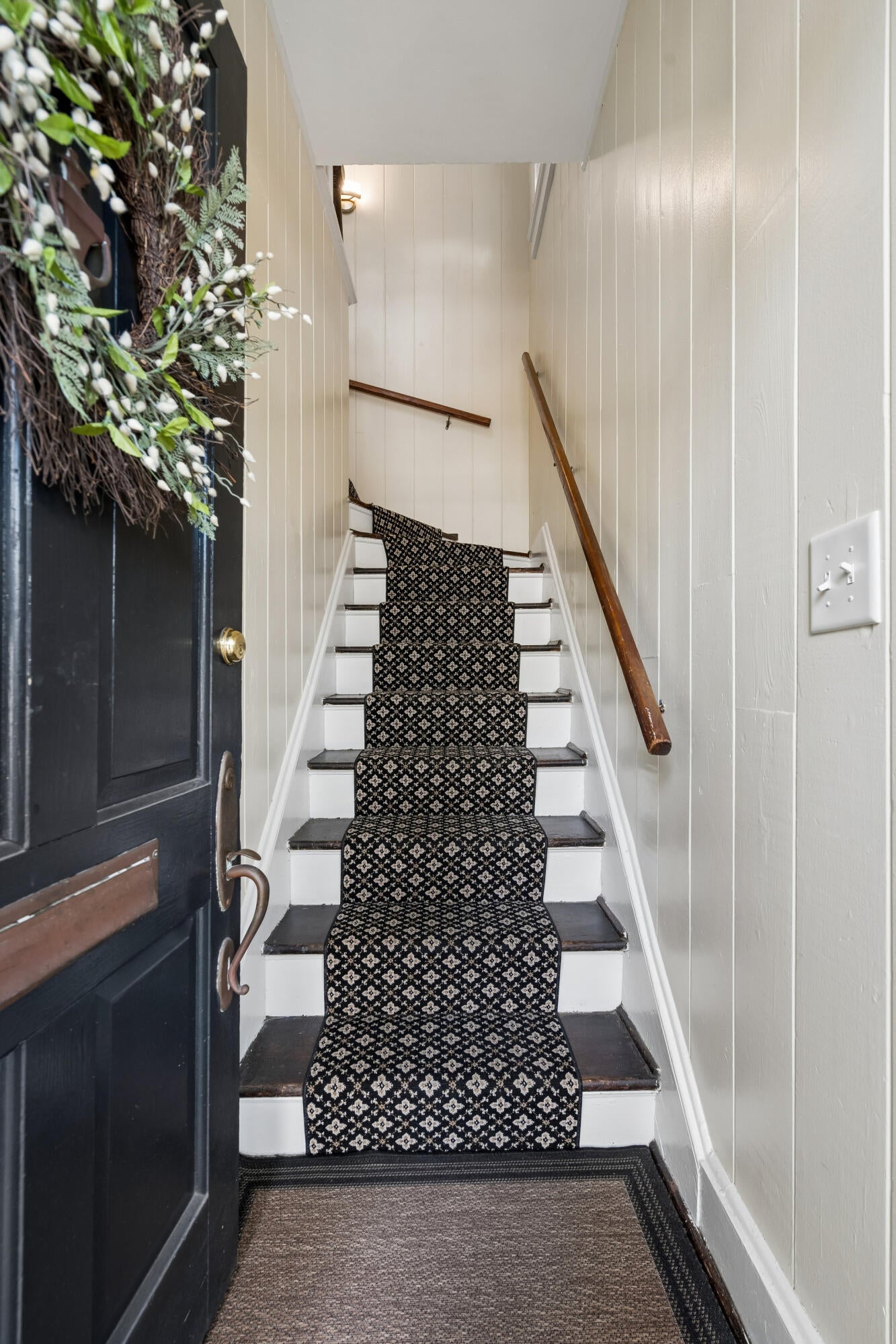 47 Queen Street Apt B