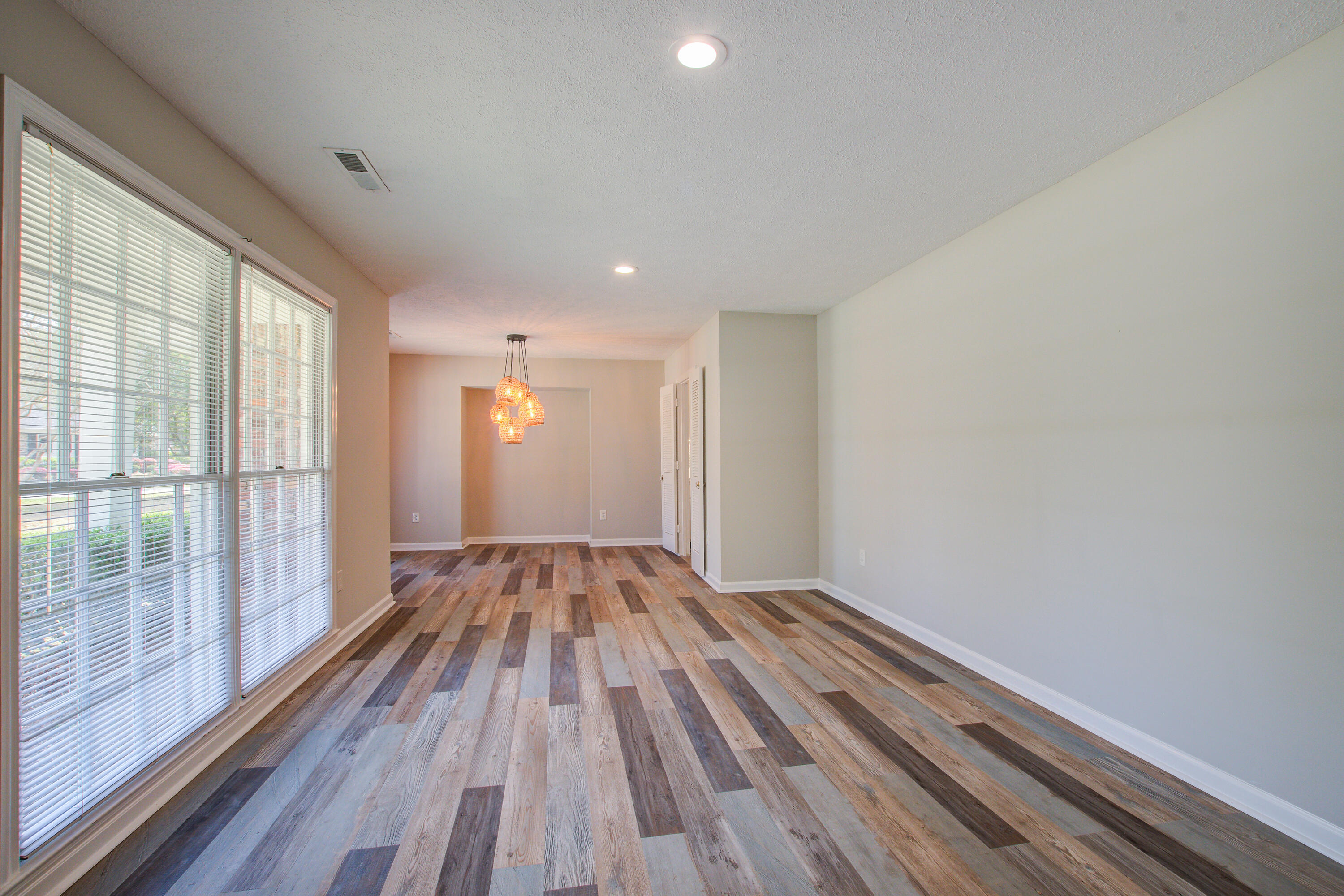 1805 Chelwood Circle