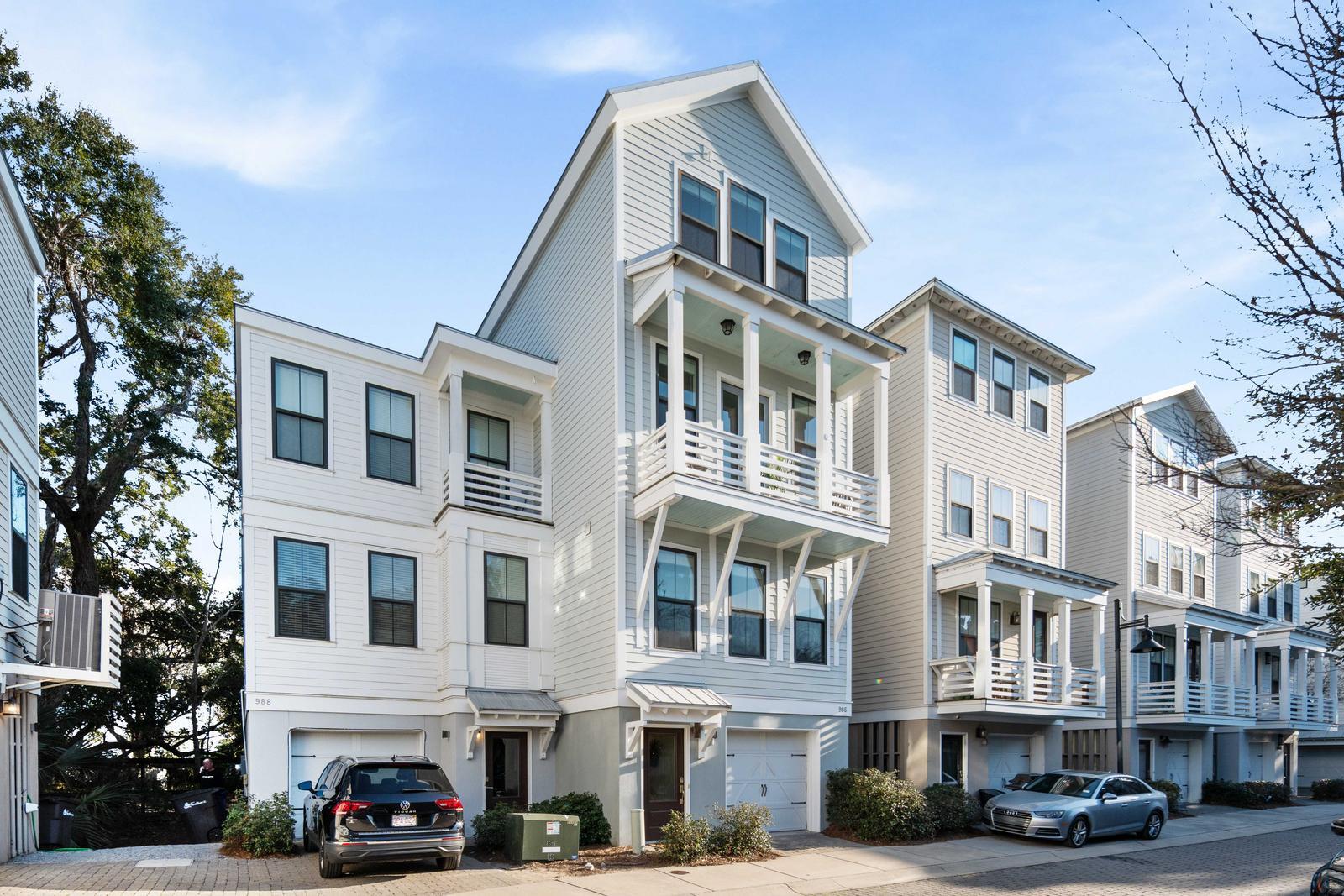 986 Key Colony Court