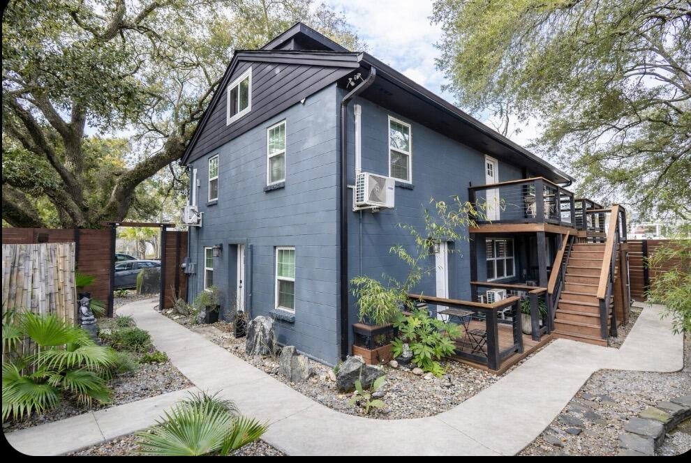 2647 Bonds Avenue