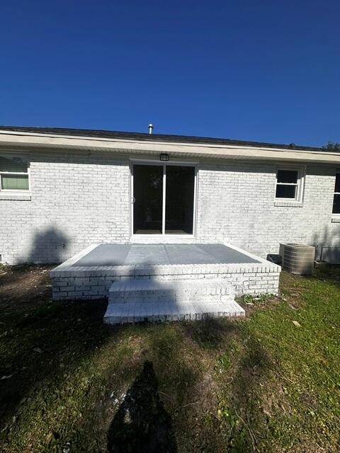 1229 Winston Street