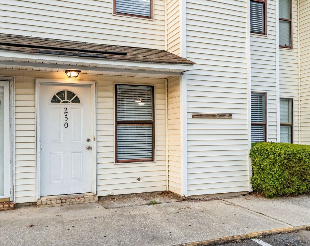 Photo of 250 Pine Shadow Drive, Goose Creek, SC 29445 (MLS # 26010166)