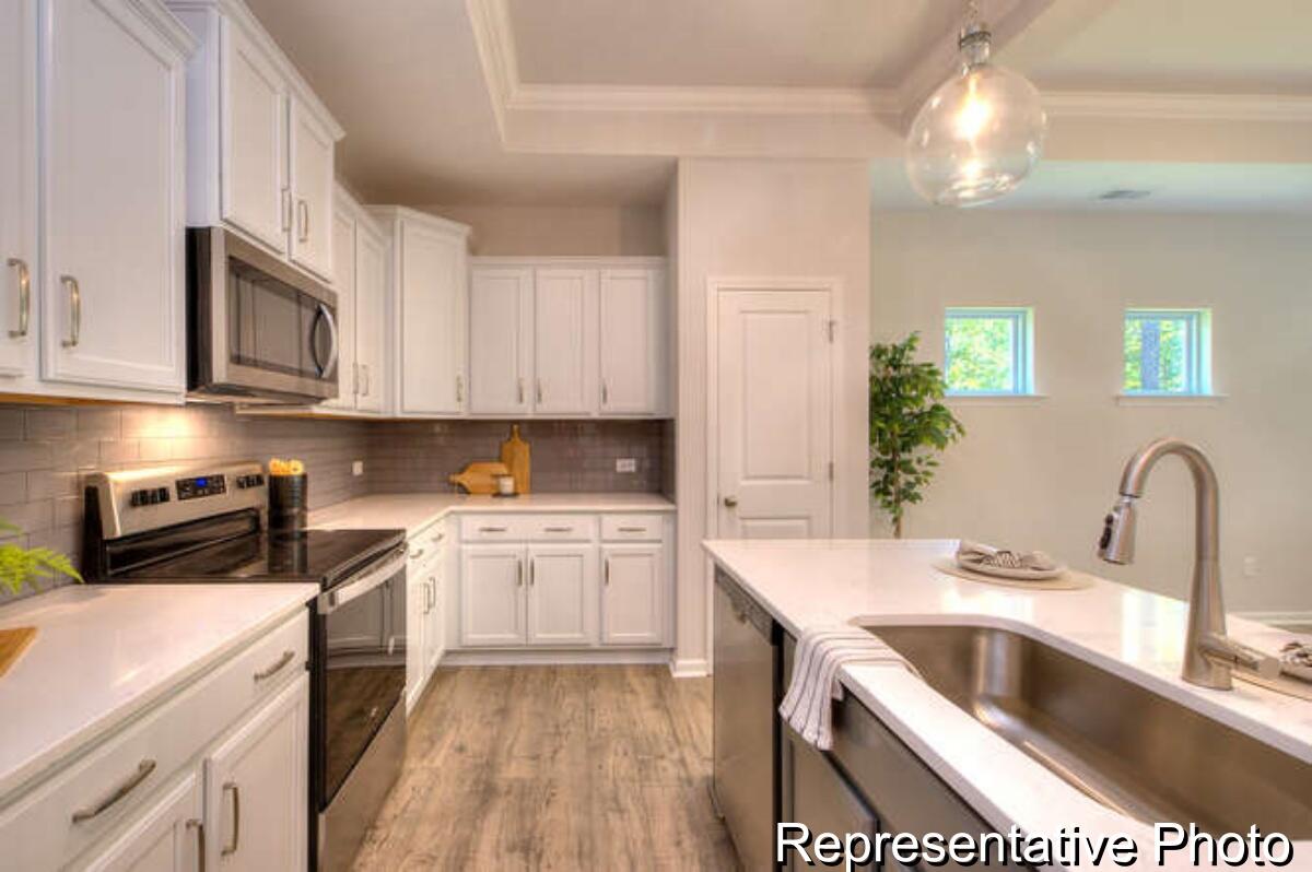 1013 Toland Drive 48