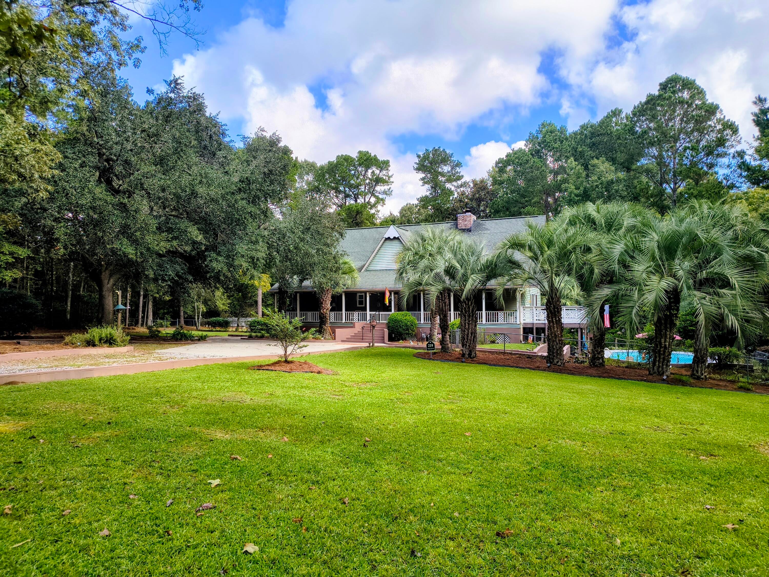 219 Ridge Lake Drive