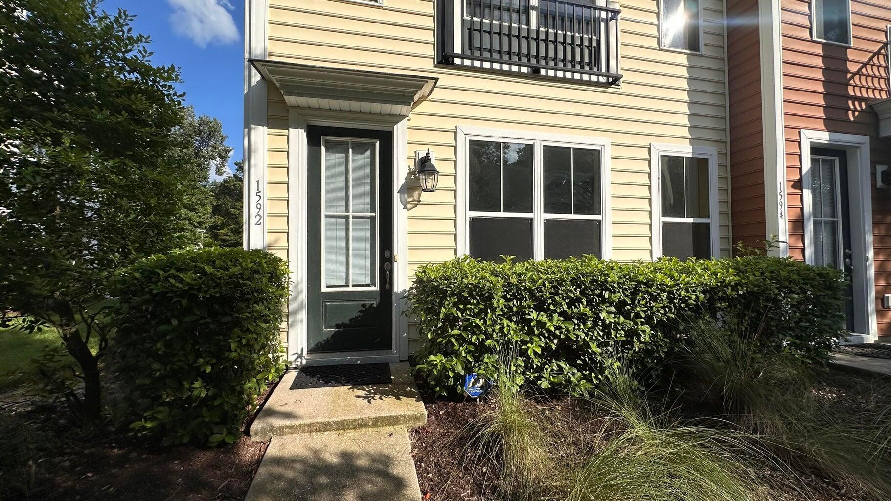 1592 Bluewater Way