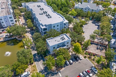 Photo of 200 River Landing Drive #C102, Charleston, SC 29492 (MLS # 25024722) Photo of 200 River Landing Drive #C102, Charleston, SC 29492 (MLS # 25024722)