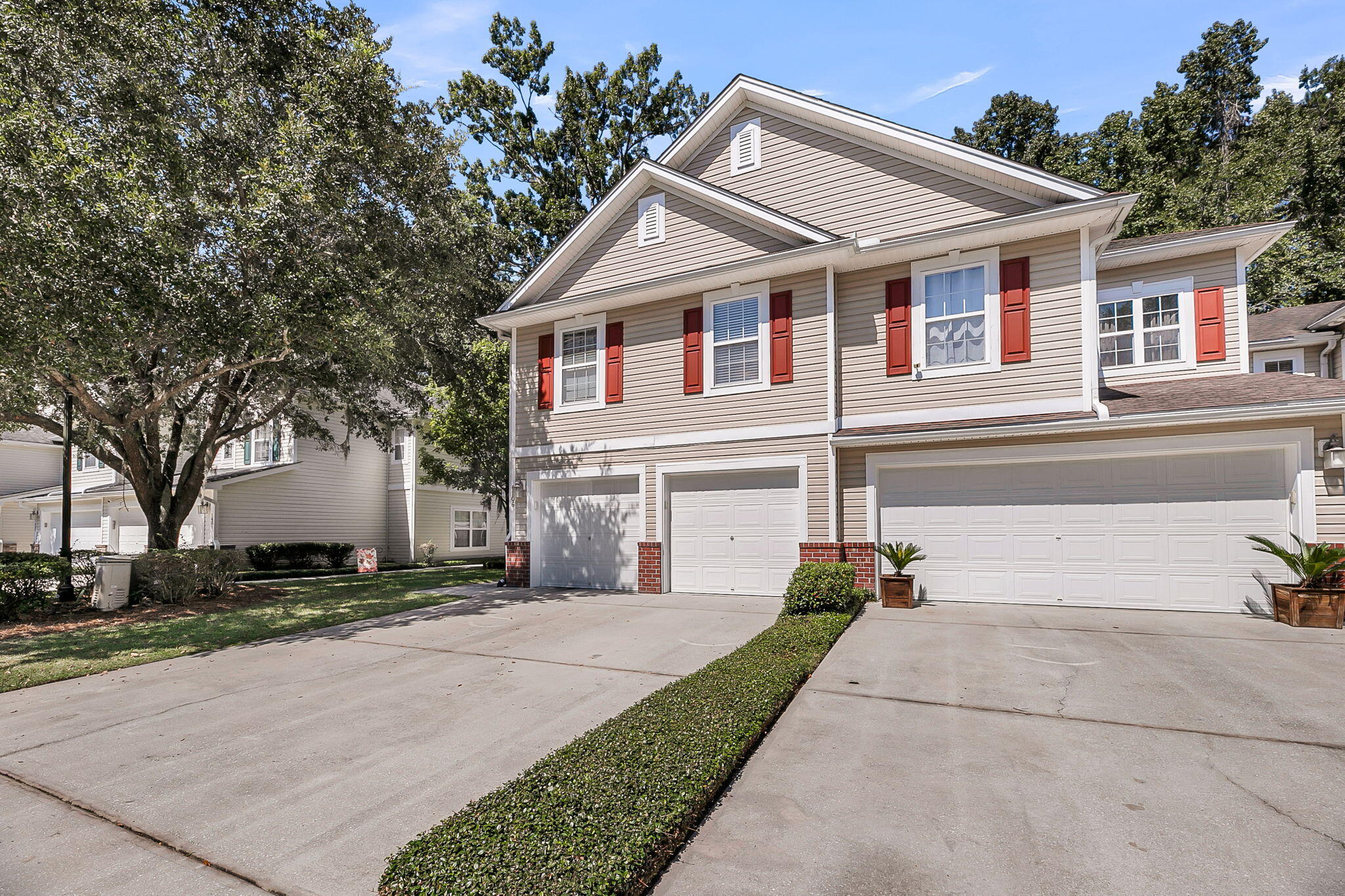 5150 Trump Street 1206