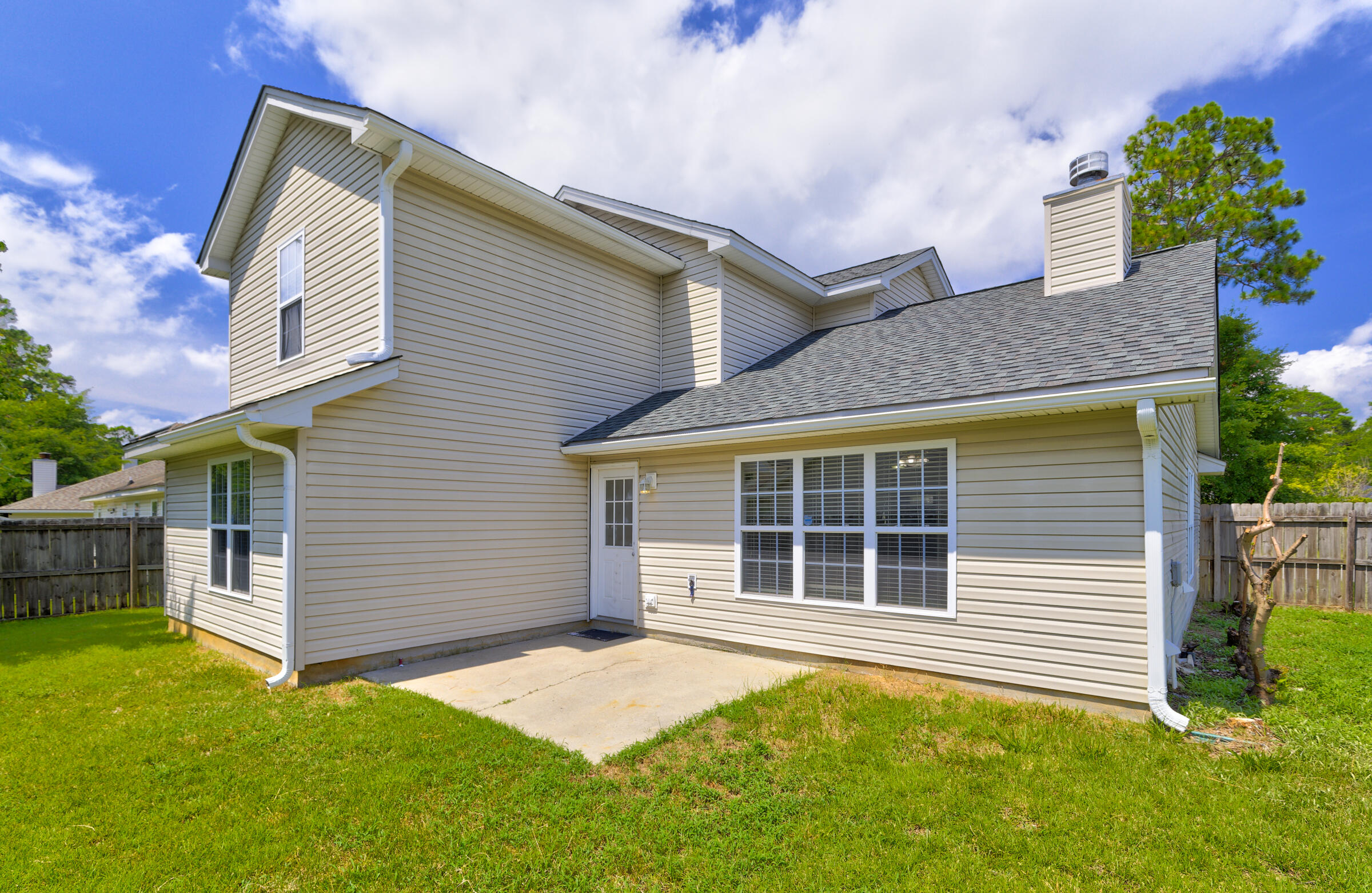 1301 Lantern Road