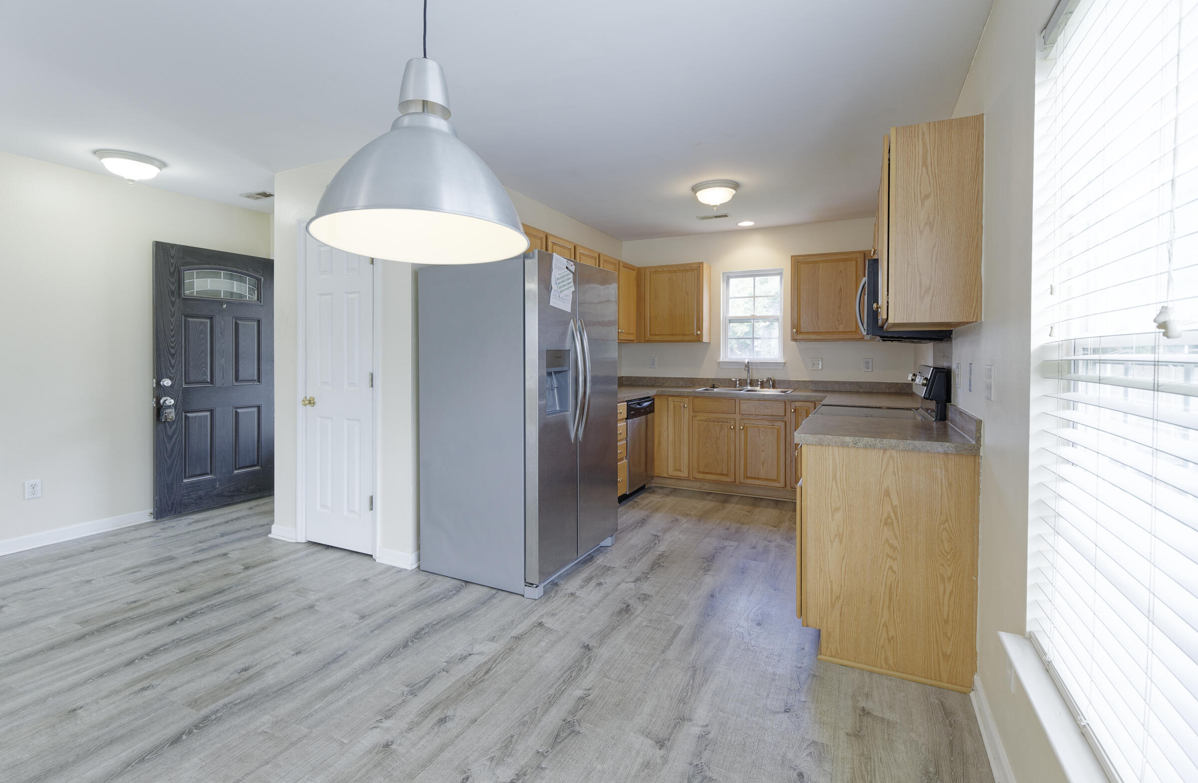 1301 Lantern Road