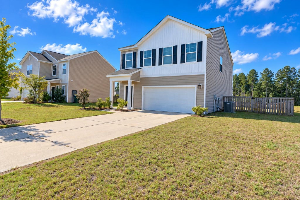 Photo of 433 Pender Woods Drive, Summerville, SC 29486 (MLS # 26025314)