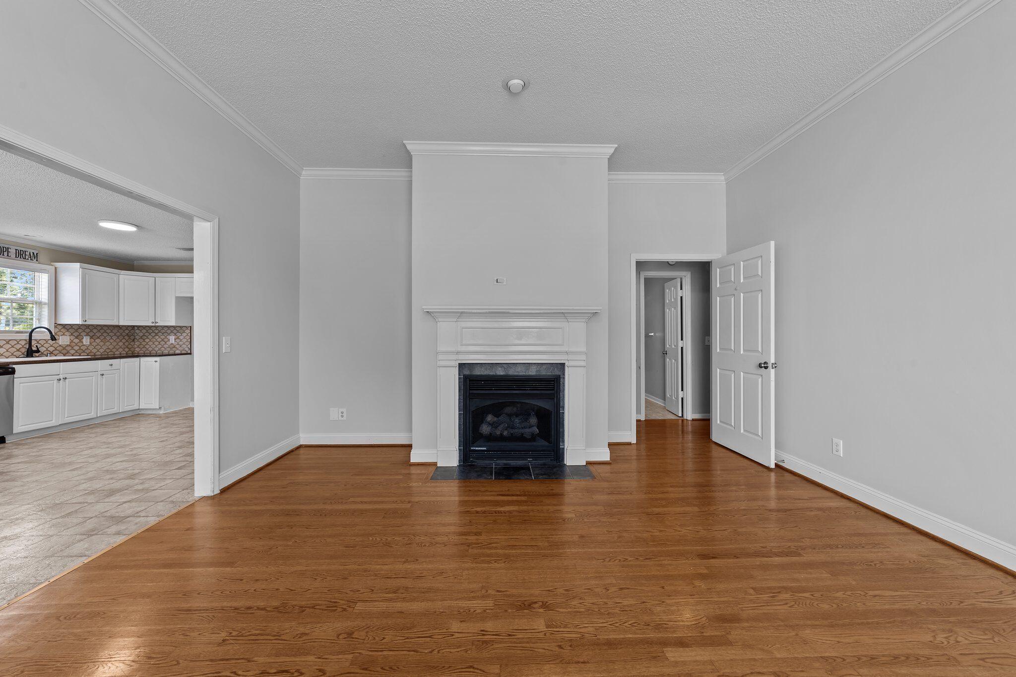 3504 Southbrook Circle