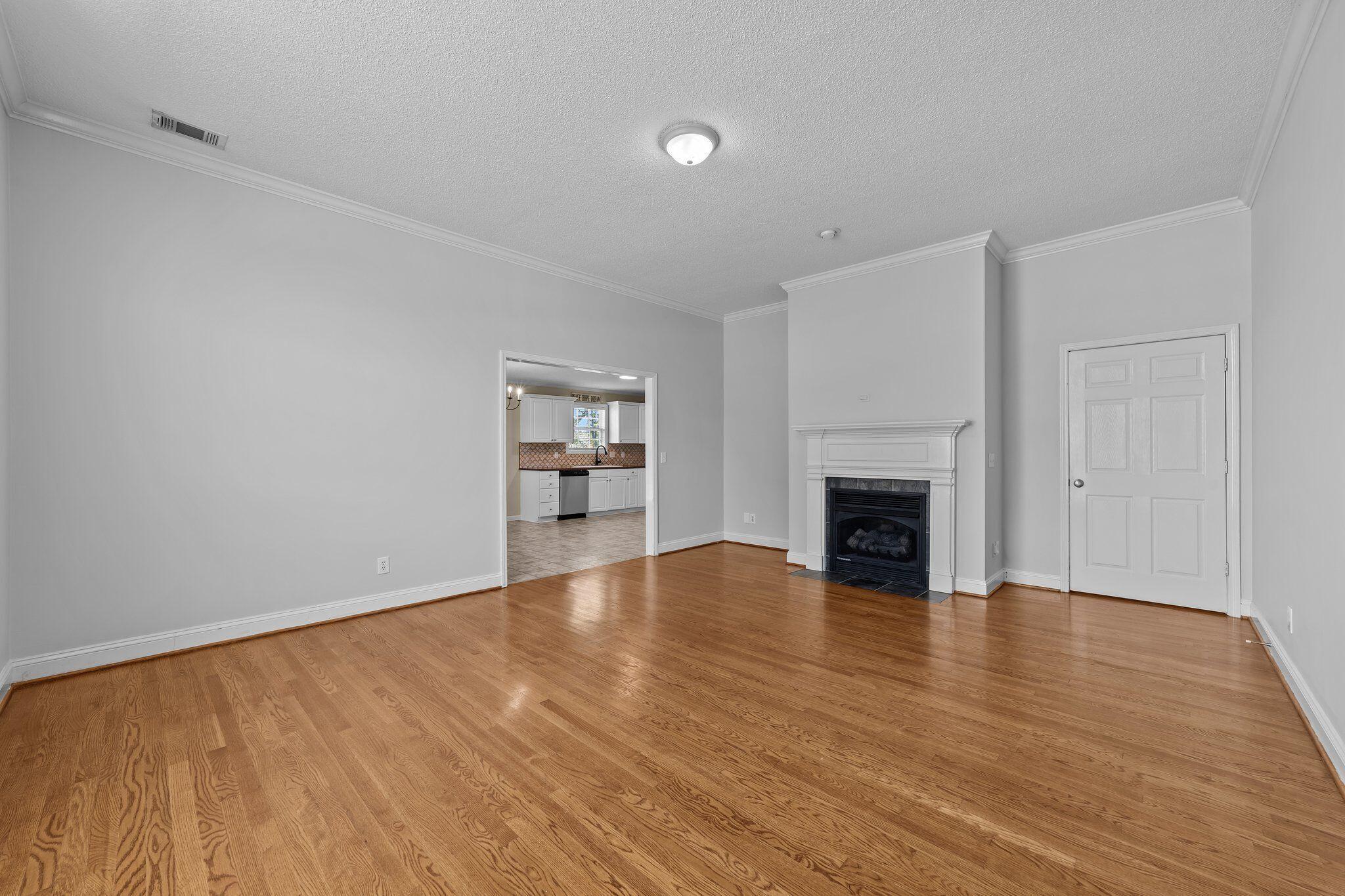 3504 Southbrook Circle