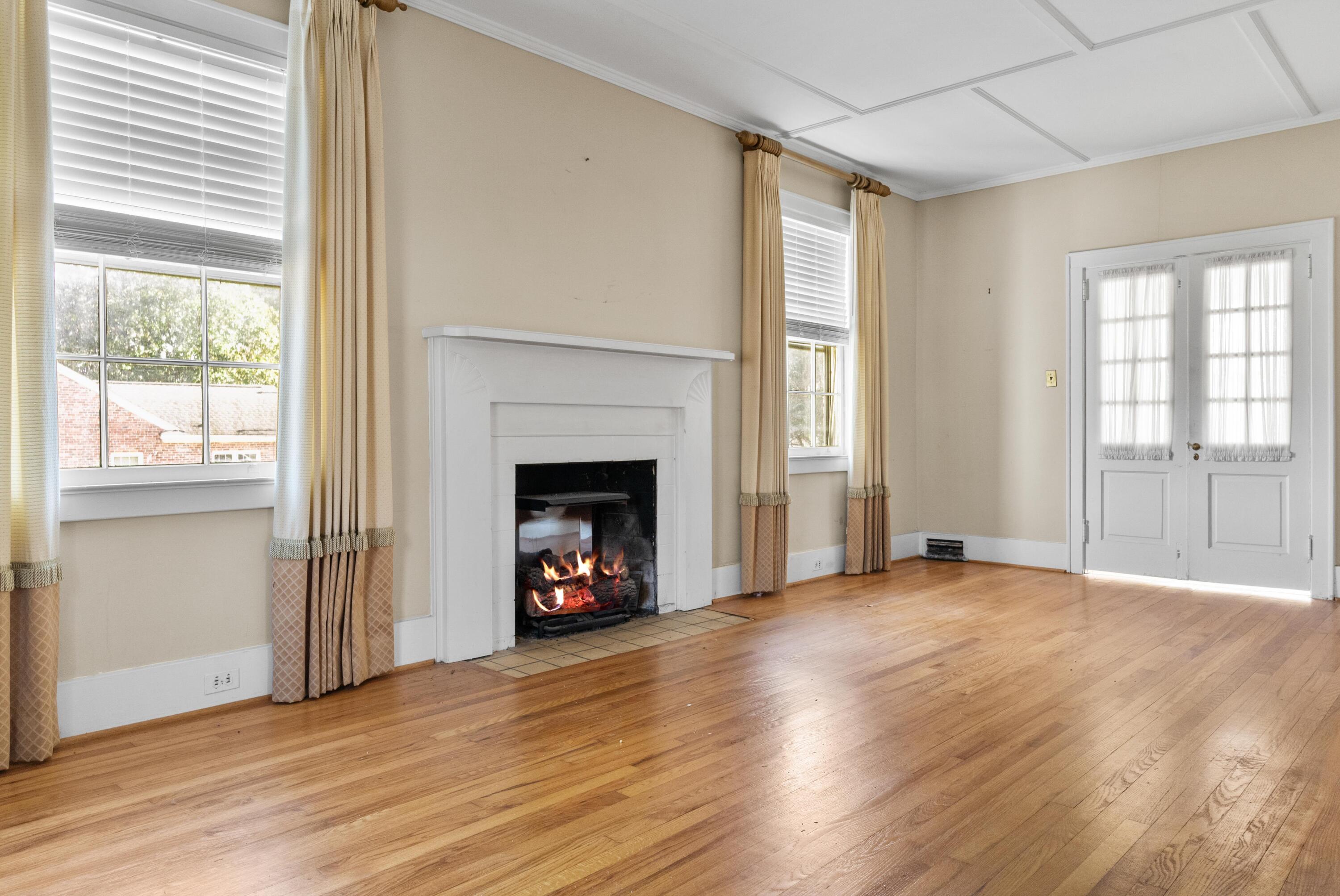 1905 Broughton Street