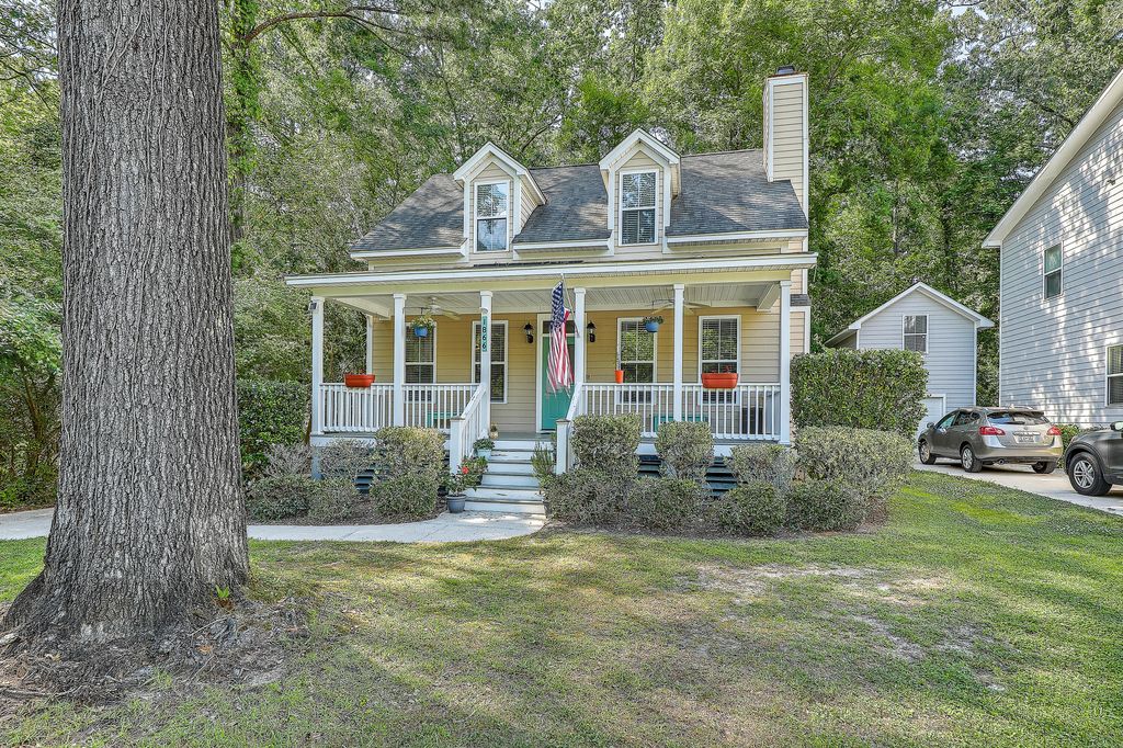 Photo of 1866 Dogwood Road, Charleston, SC 29414 (MLS # 25028420)