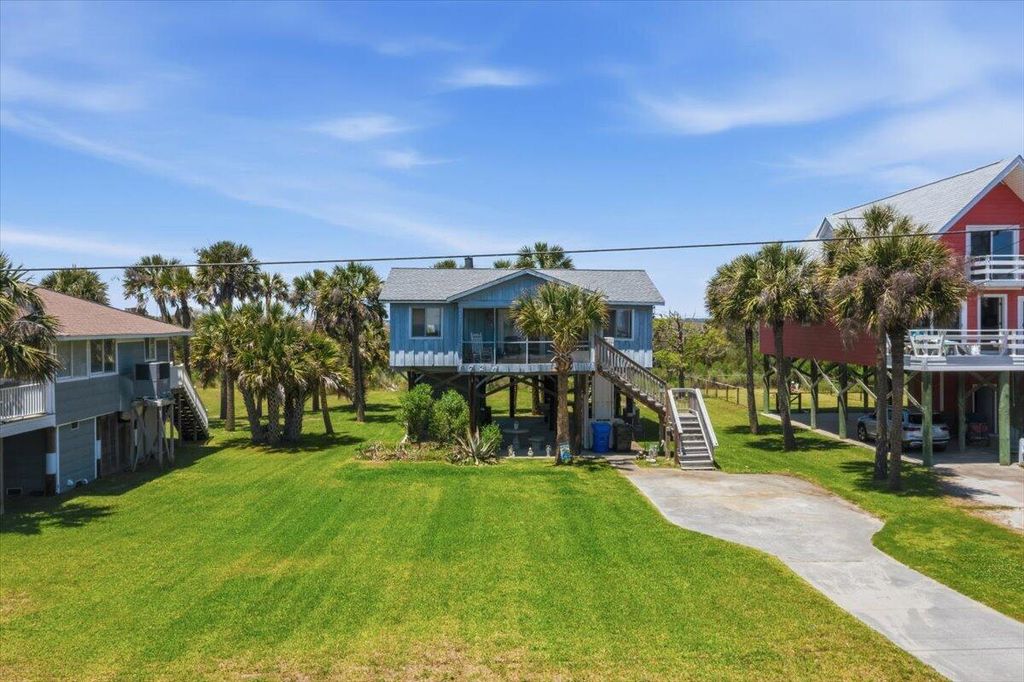 Photo of 1726 E Ashley Avenue, Folly Beach, SC 29439 (MLS # 26013346)
