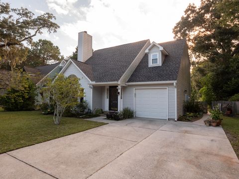 A home in Mount Pleasant