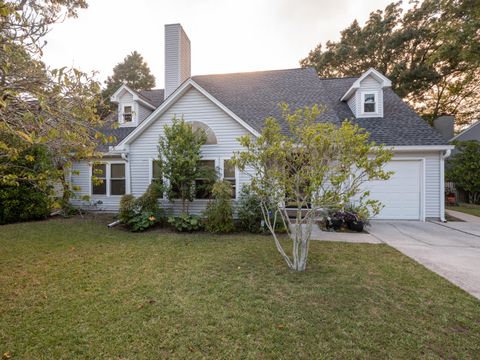 A home in Mount Pleasant