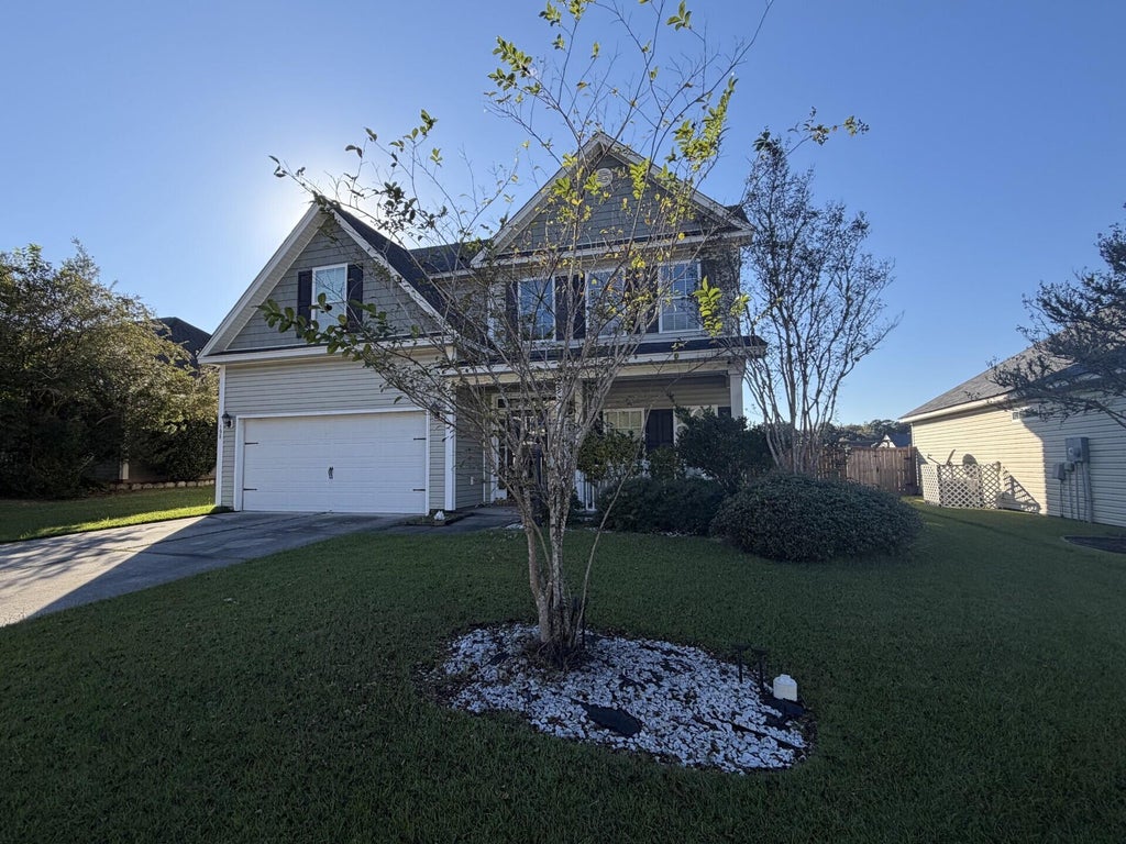 Photo of 198 Highwoods Plantation Avenue, Summerville, SC 29485 (MLS # 26028903)