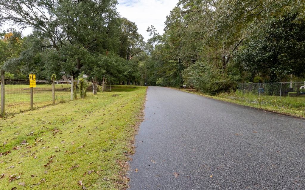 Photo of 3 Poplar Circle #B, Summerville, SC 29483 (MLS # 26011911)