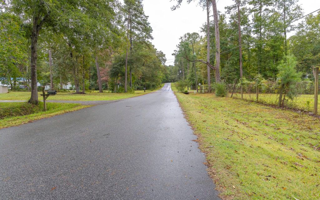 Photo of 3 Poplar Circle #B, Summerville, SC 29483 (MLS # 26011911)