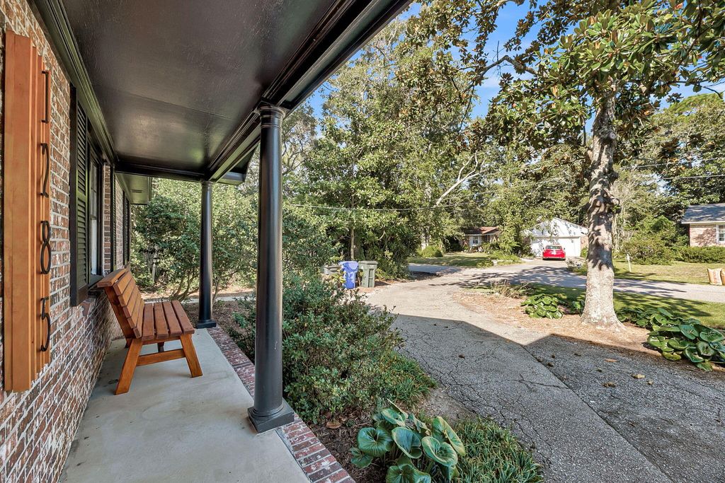 Photo of 1285 Camerton Street, Charleston, SC 29407 (MLS # 25025728)