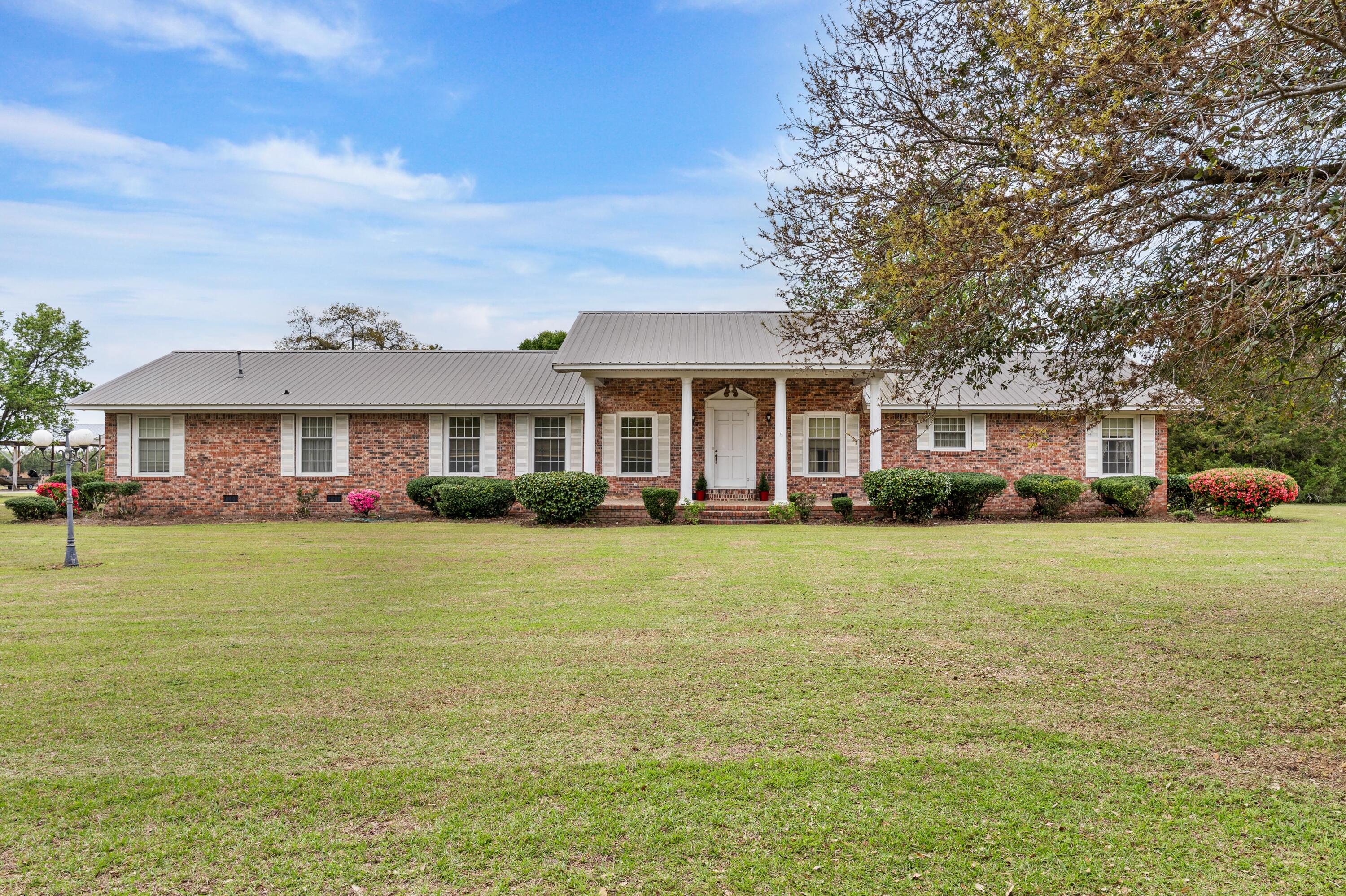 336 Farmstead Lane