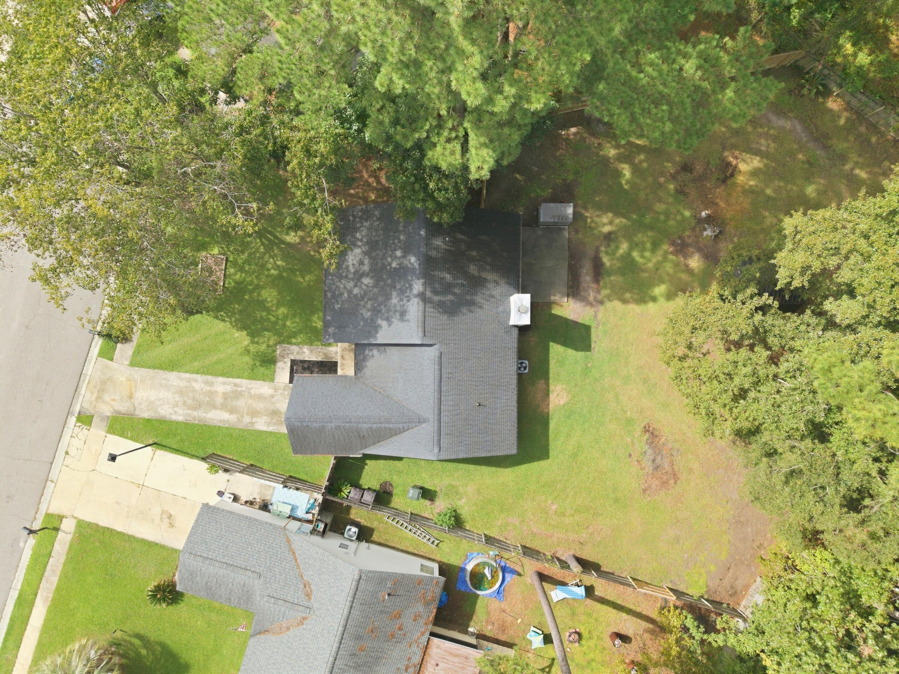 110 Dudley Lane