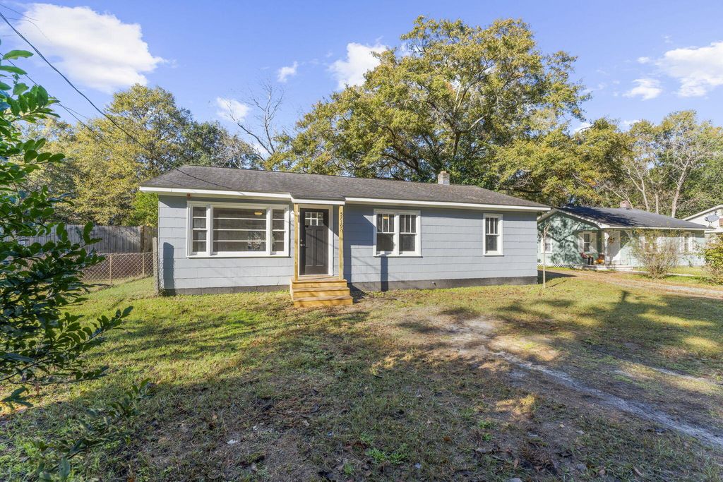 Photo of 5719 Edison Avenue, North Charleston, SC 29410 (MLS # 25031489)