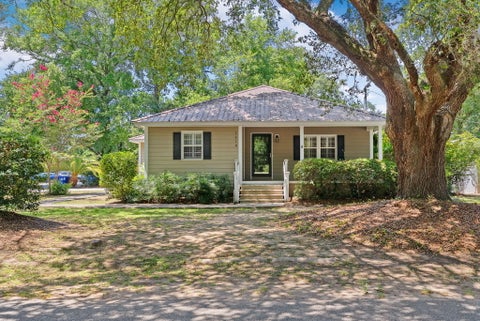 Photo of 1618 Patterson Avenue, Charleston, SC 29412 (MLS # 26026013)