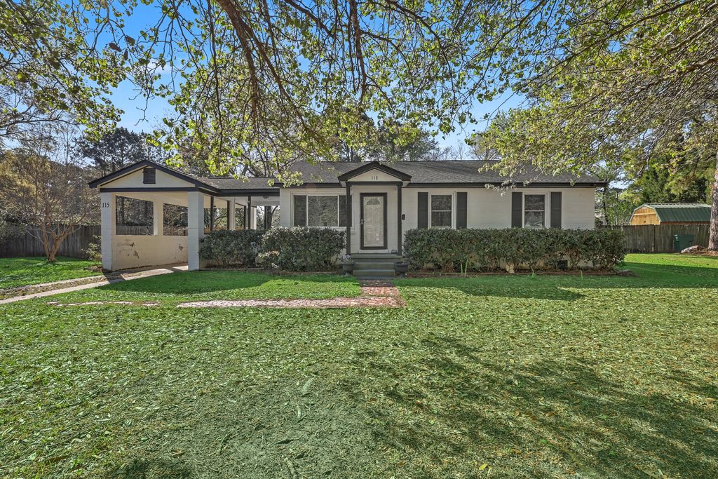 Photo of 115 Marilyn Street, Goose Creek, SC 29445 (MLS # 26008232)