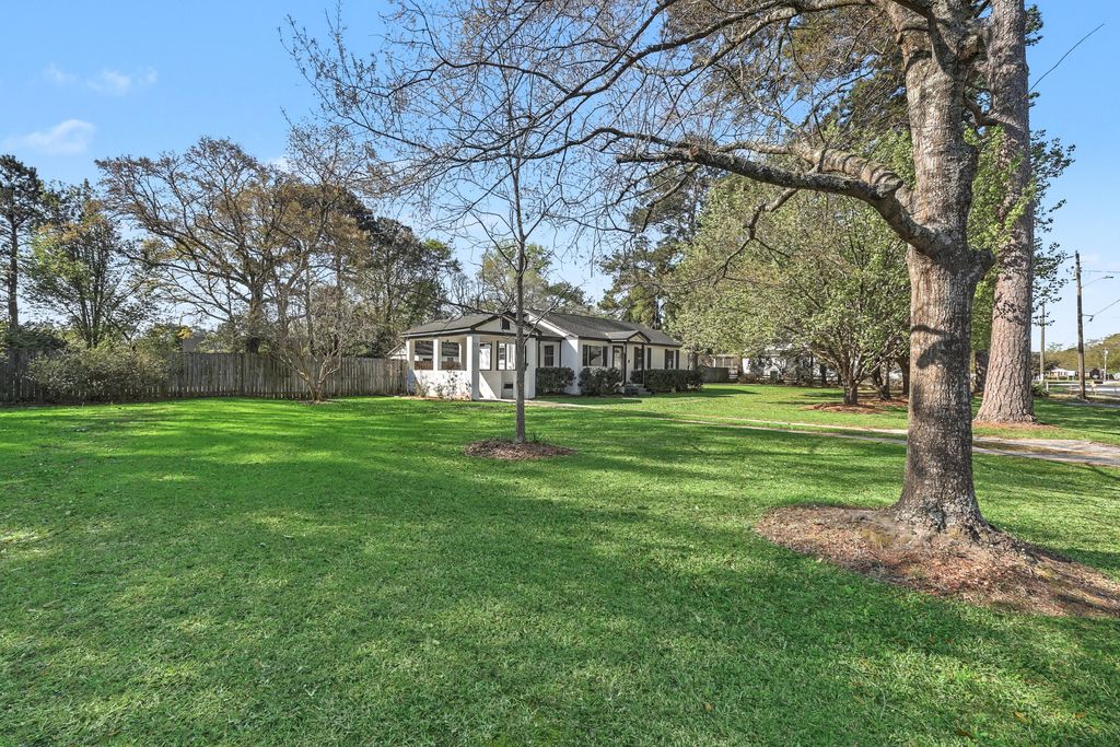 Photo of 115 Marilyn Street, Goose Creek, SC 29445 (MLS # 26008232)