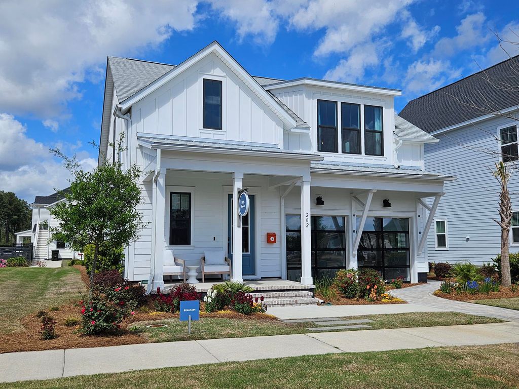 Photo of 427 Brightside Trail, Summerville, SC 29486 (MLS # 26009581)