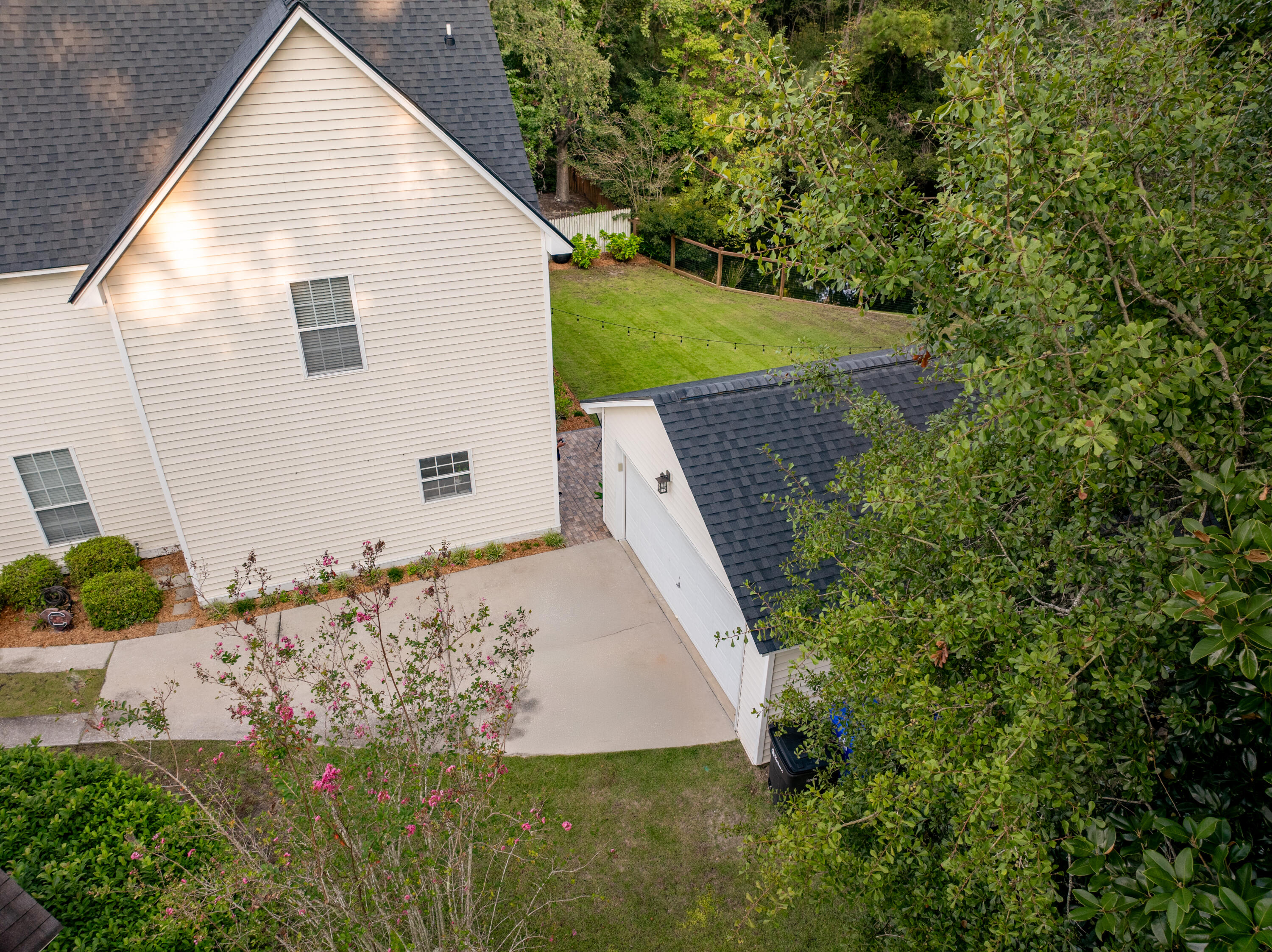 2340 Kennison Lane
