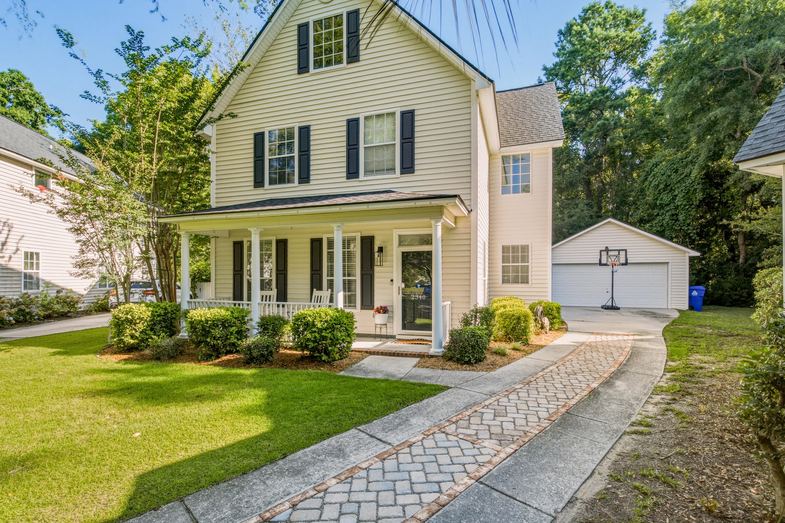 2340 Kennison Lane