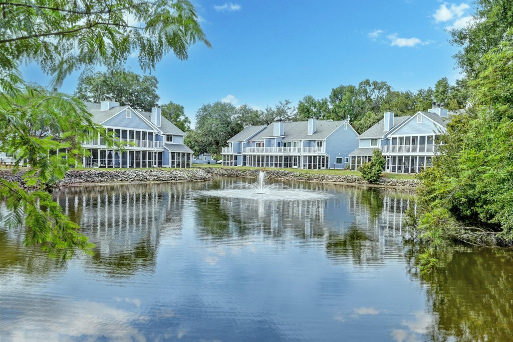Photo of 858 Catalpa Court #A, Mount Pleasant, SC 29464 (MLS # 26027277)